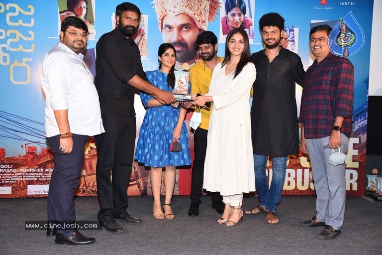 Raja Raja Chora Movie Success meet - 7 / 36 photos