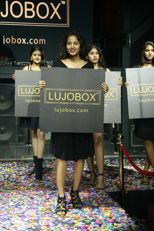 LUJOBOX kiosks Launch Party - 5 / 21 photos