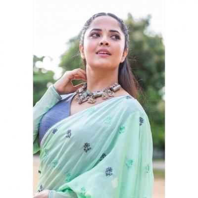 Anasuya Bharadwaj Photos - 5 of 8