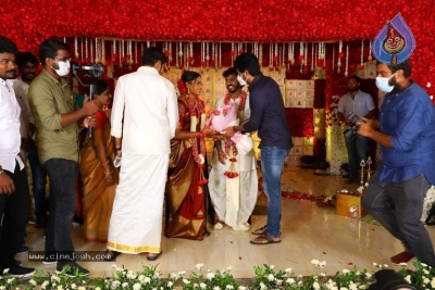 Director Chachi Wedding Photos - 9 of 21