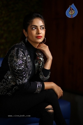 Avika Gor Photos - 5 of 17