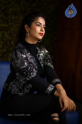 Avika Gor Photos - 8 of 17