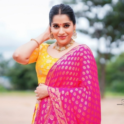 Rashmi Gautam Photos - 3 of 10