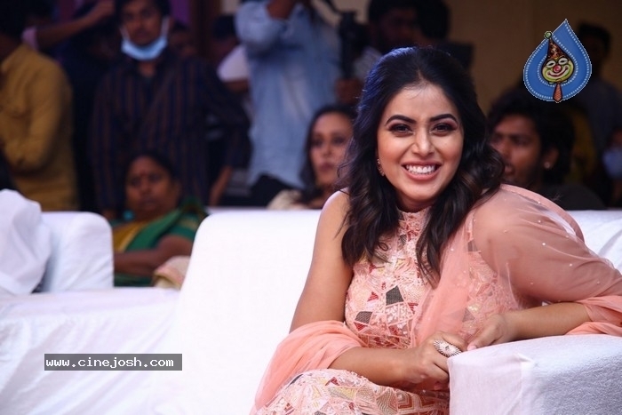 20th Anniversary of Santosham - Suman Tv South Indian Film Awards event - 28 / 34 photos