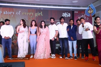 20th Anniversary of Santosham - Suman Tv South Indian Film Awards event - 8 of 34