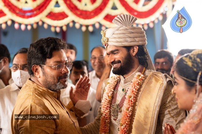 Kartikeya - Lohitha Reddy Wedding Photos - 11 / 15 photos