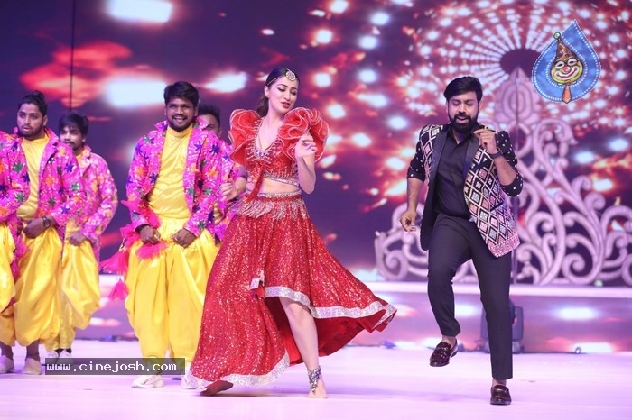 Santosham-Suman TV South Indian Film Awards 2021 - 8 / 83 photos