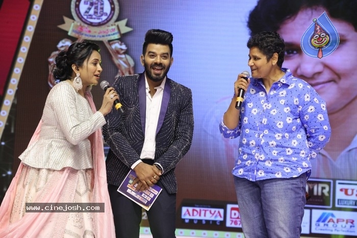 Santosham-Suman TV South Indian Film Awards 2021 - 29 / 83 photos