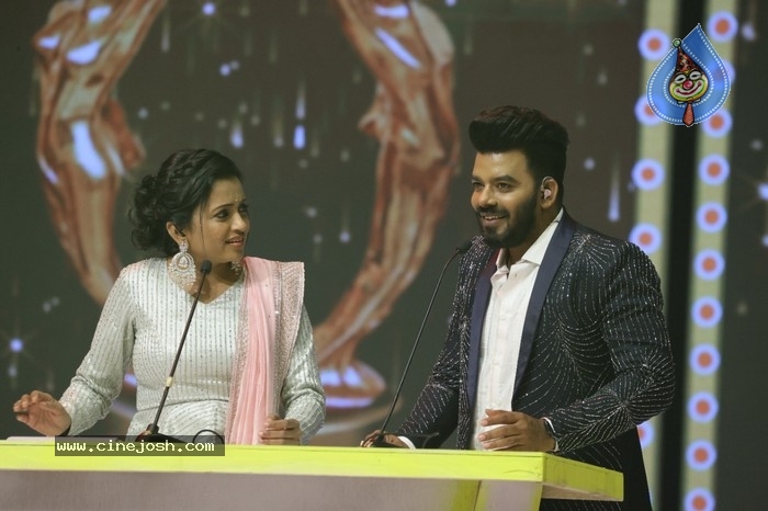 Santosham-Suman TV South Indian Film Awards 2021 - 38 / 83 photos