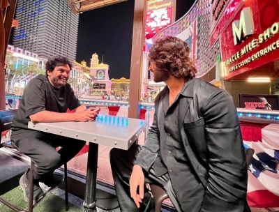 Vijay Deverakonda spent a good time in Vegas - 4 of 4