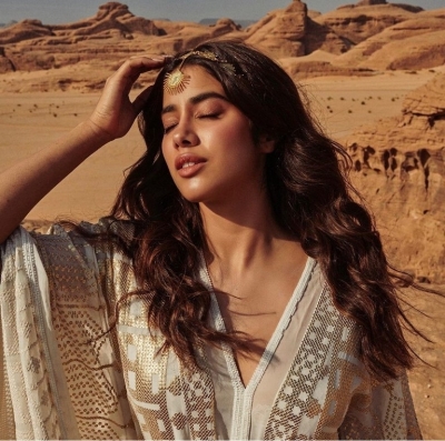 Janhvi Kapoor Pics - 4 of 4