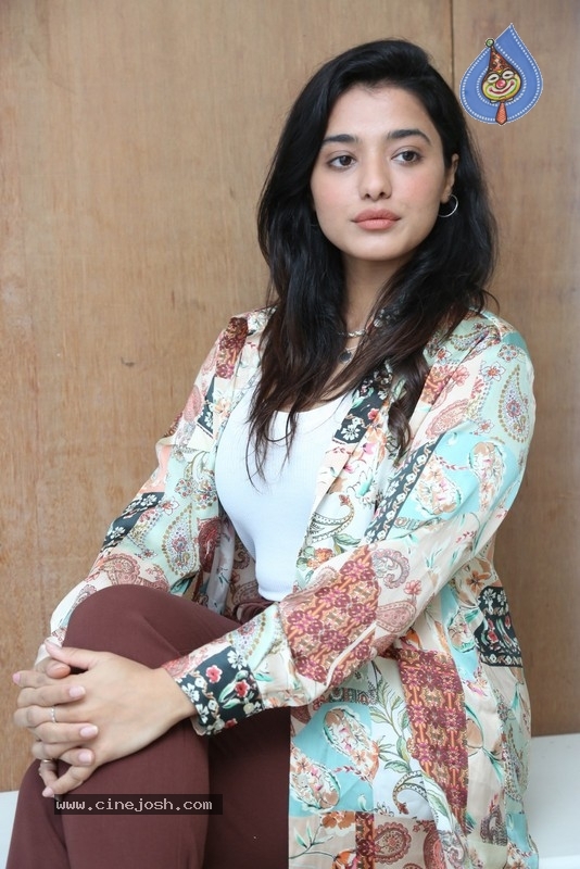 Ketika Sharma Interview Photos - 5 / 21 photos