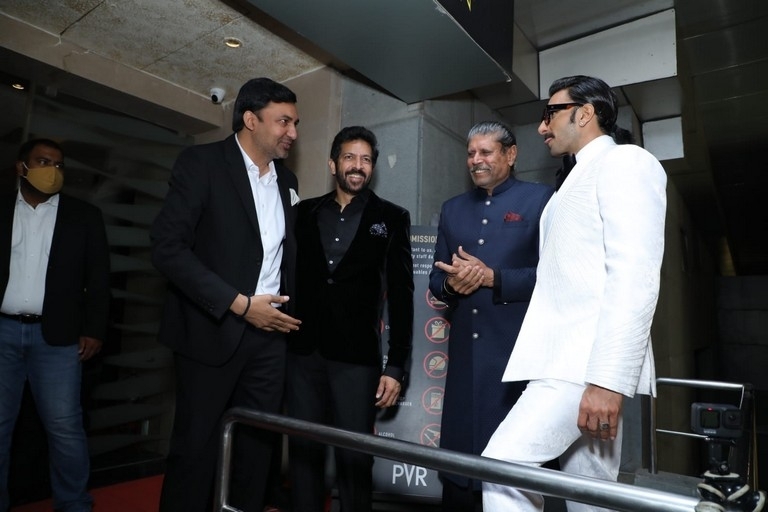 83 Movie Premiere at Mumbai - 9 / 18 photos