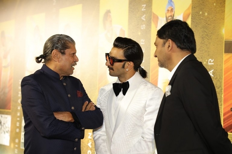 83 Movie Premiere at Mumbai - 18 / 18 photos