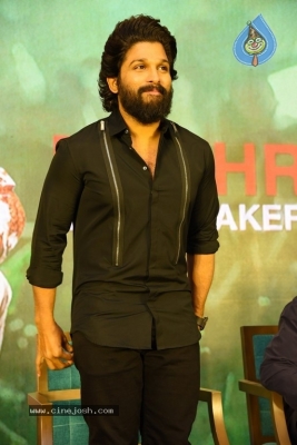 Pushpa Release Press Meet - 1 of 42