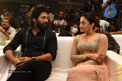 Pushpa Release Press Meet - 23 of 42
