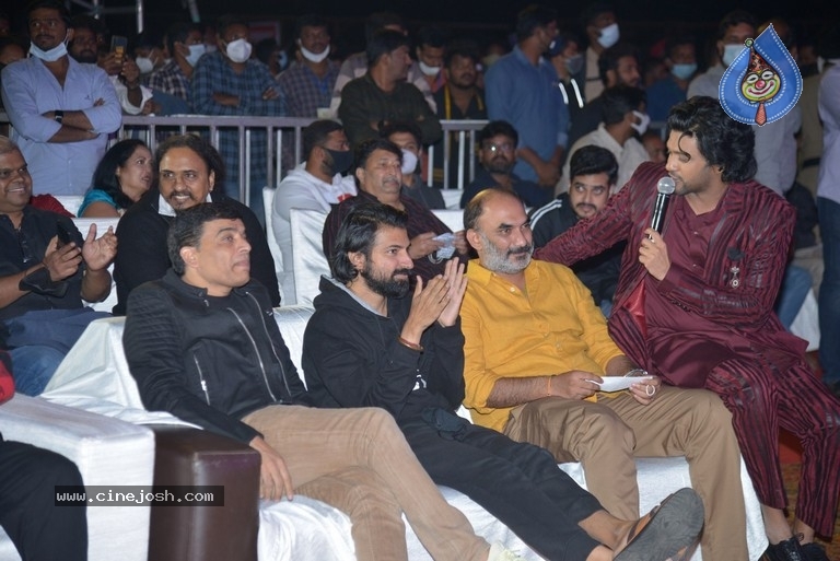 Radhe Shyam Pre Release Event 2 - 49 / 63 photos