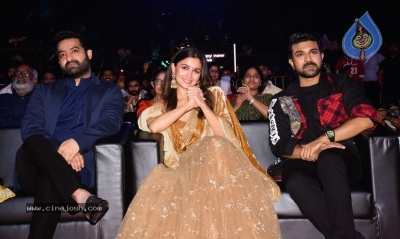 Roar of RRR in Mumbai - 35 of 29