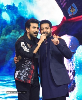 Roar of RRR in Mumbai - 27 of 29