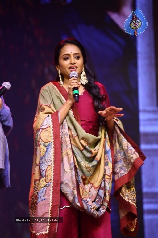 Shyam Singha Roy Pre Release Event - 23 / 42 photos
