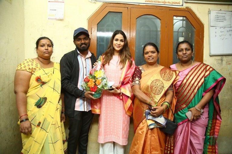 Lavanya Tripathi Birthday Celebration at Government Ladies Hostel - 20 / 21 photos