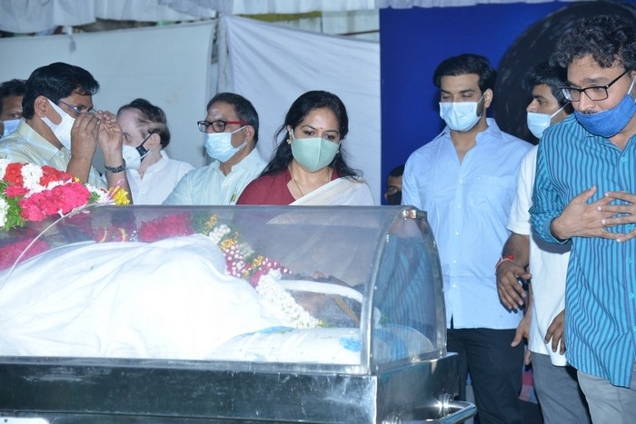 Sirivennela Condolence Photos - 19 / 49 photos