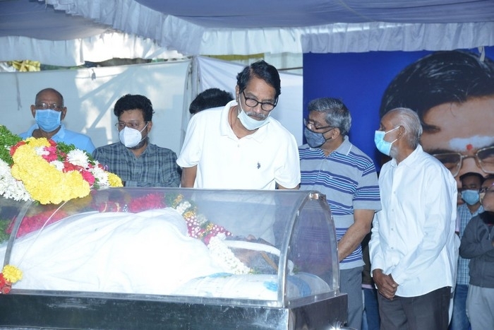 Sirivennela Sitarama Sastry Condolence Photos - 20 / 84 photos