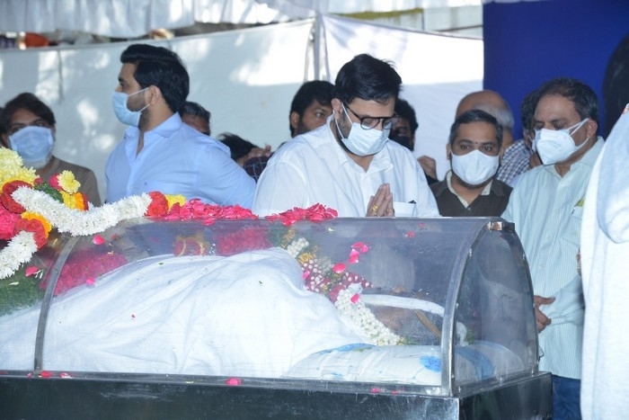 Senior Heroes at Sirivennela Sitarama Sastry Condolences - 24 / 57 photos