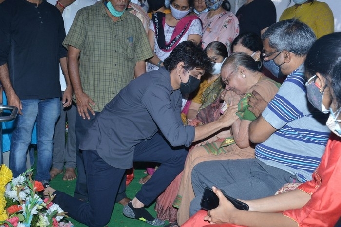 Senior Heroes at Sirivennela Sitarama Sastry Condolences - 48 / 57 photos