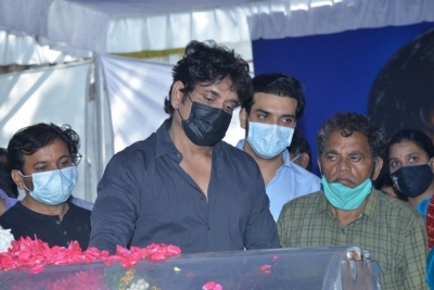 Senior Heroes at Sirivennela Sitarama Sastry Condolences - 6 of 57