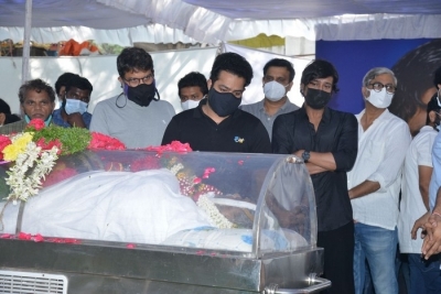 Senior Heroes at Sirivennela Sitarama Sastry Condolences - 11 of 57