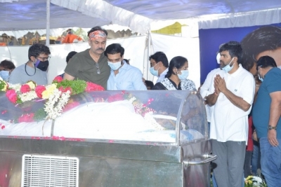 Senior Heroes at Sirivennela Sitarama Sastry Condolences - 13 of 57