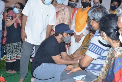 Senior Heroes at Sirivennela Sitarama Sastry Condolences - 46 of 57