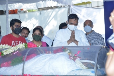 Senior Heroes at Sirivennela Sitarama Sastry Condolences - 51 of 57