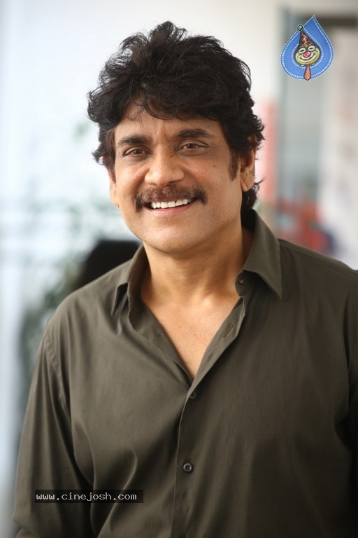 Akkineni Nagarjuna Photos - 4 / 37 photos