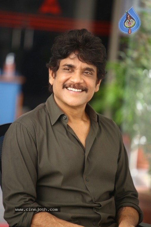 Akkineni Nagarjuna Photos - 17 / 37 photos