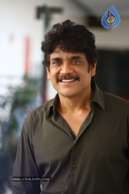 Akkineni Nagarjuna Photos - 27 / 37 photos