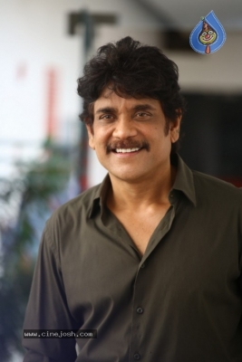 Akkineni Nagarjuna Photos - 27 of 37