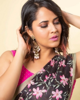 Anasuya Bharadwaj Pics - 1 of 4