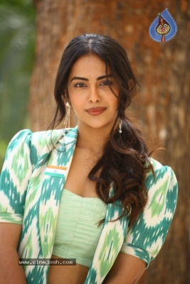 Avika Gor Photos - 3 of 21