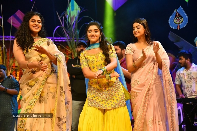 Bangarraju Movie Musical Night  Event - 39 / 83 photos