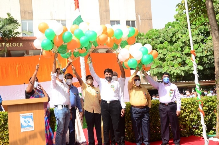Balakrishna Flag hoisting at Basavatarakam Hospital - 6 / 21 photos
