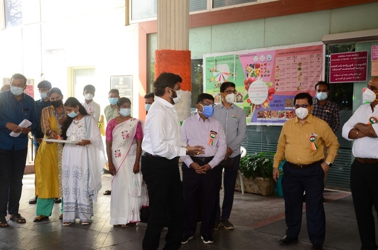 Balakrishna Flag hoisting at Basavatarakam Hospital - 13 / 21 photos