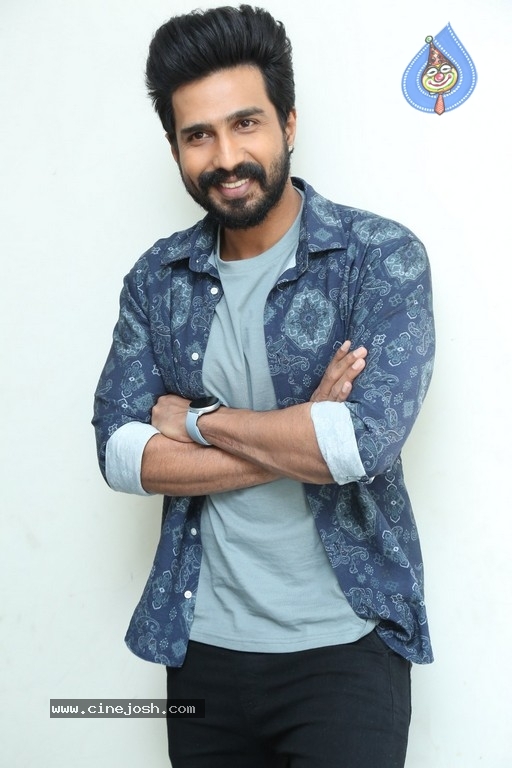 Hero Vishnu Vishal interview - 14 / 18 photos