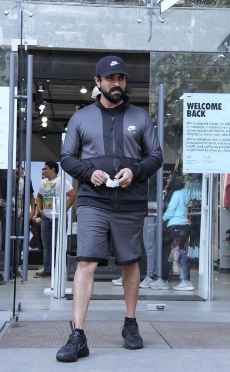 Ram Charan Spotted at Nike Store in Mumbai - 3 / 4 photos