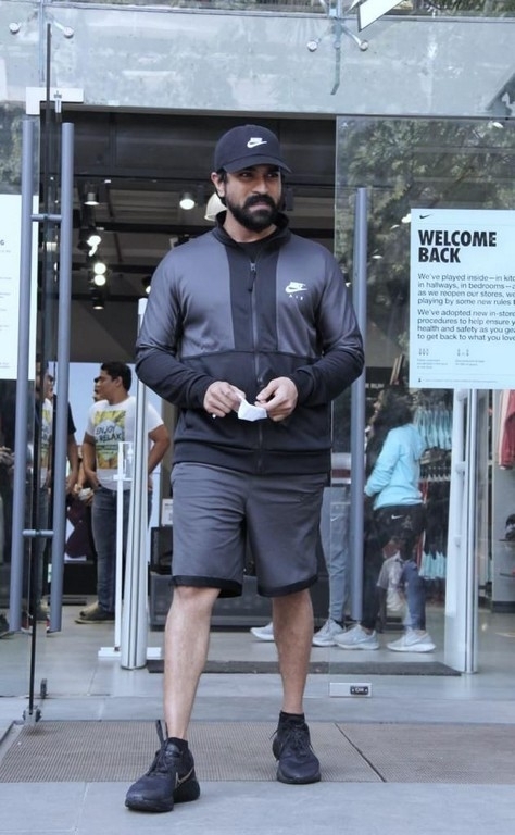 Ram Charan Spotted at Nike Store in Mumbai Photo 3 of 4