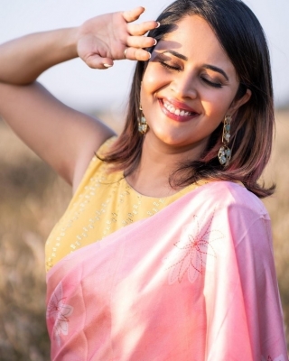 Anasuya Bharadwaj Photos - 4 of 4