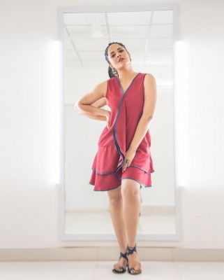 Anasuya Bharadwaj Photos - 3 of 5