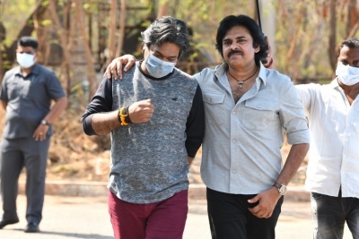 Harish Shankar meets Pawan Kalyan  - 1 of 4