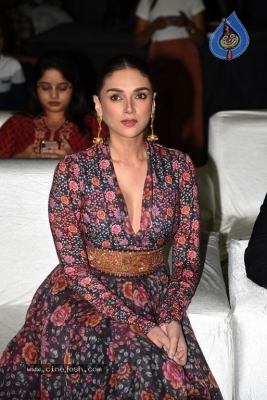 Aditi Rao Hydari Photos - 5 of 14